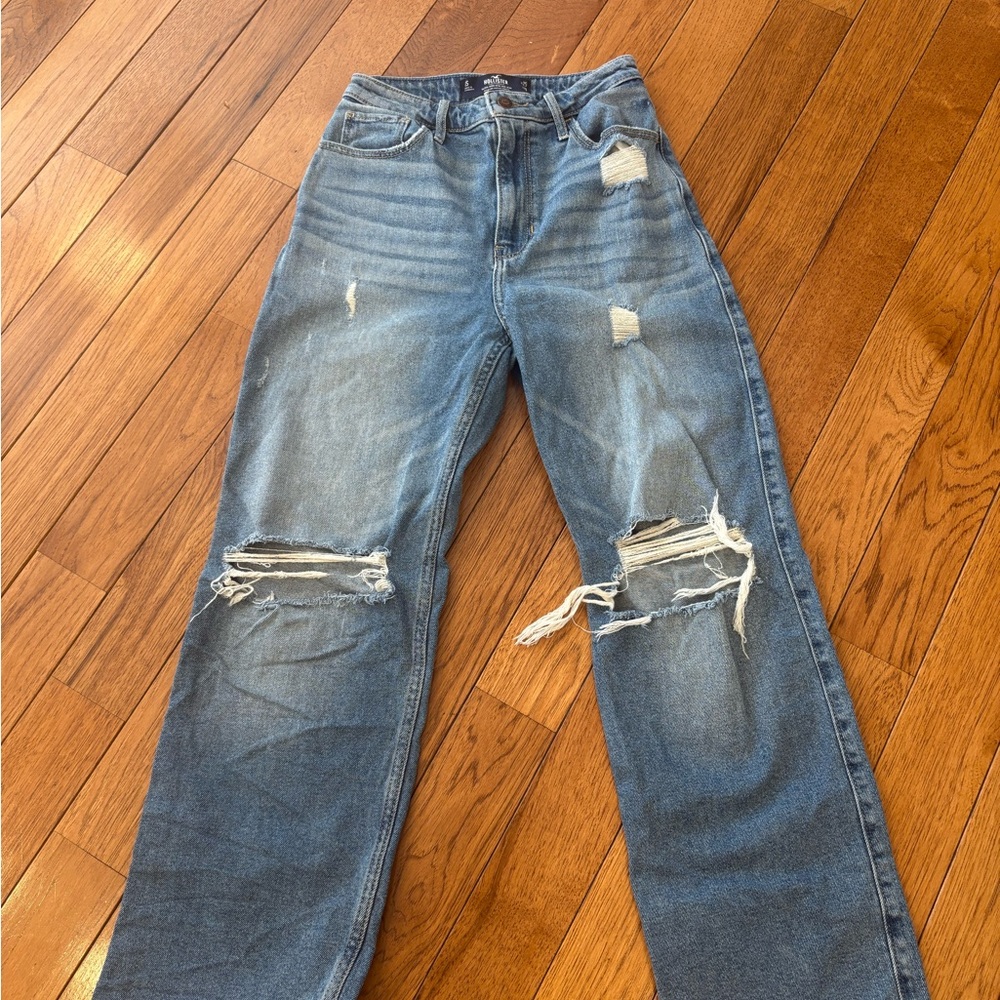 Hollister High Rise Distressed Blue Jeans Size 1S 25x29